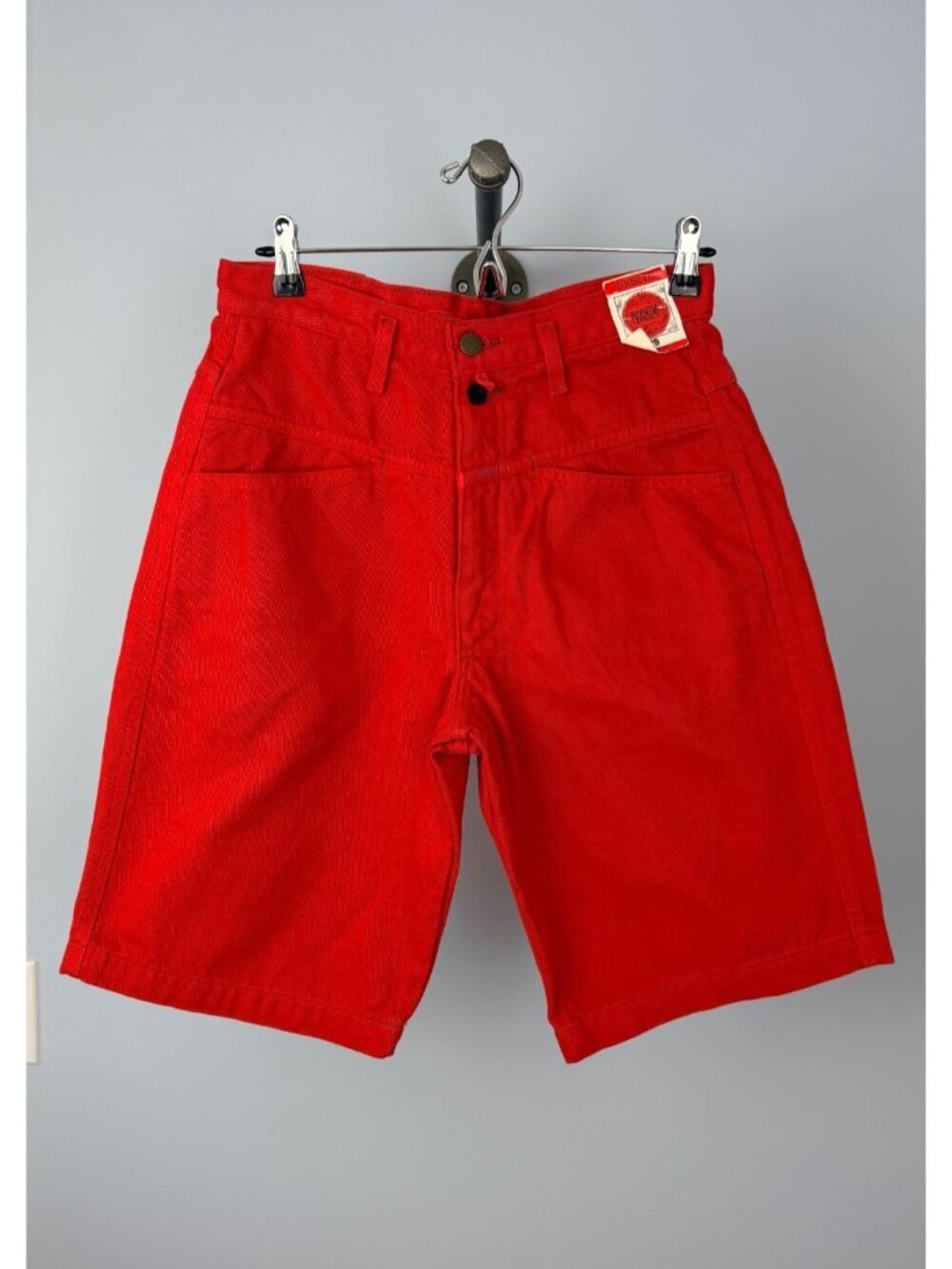 NWT Marithé François Girbaud Loose Fit Red Denim Shorts Size 29 100% Cotton USA